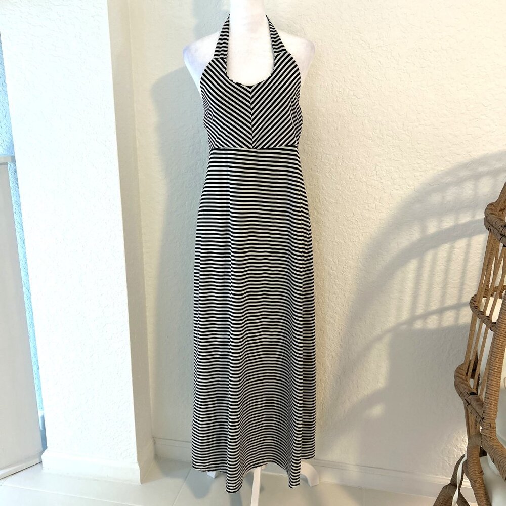 Youboya Black & White Halter Maxi Dress